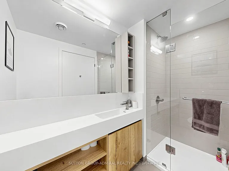319 Jarvis St #4001 — Photo 16
