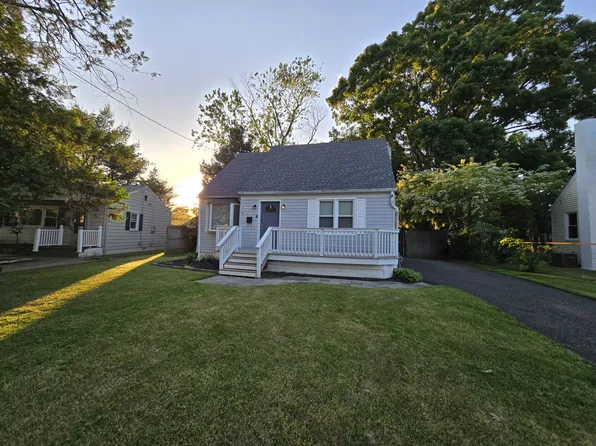 14 Grant Ave, Somerdale, NJ 08083