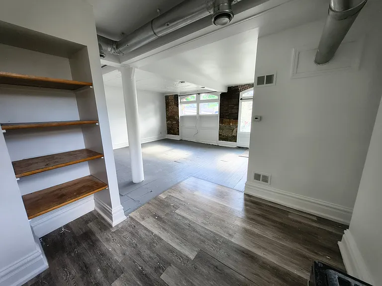 2106 Wilson Ave — Photo 18