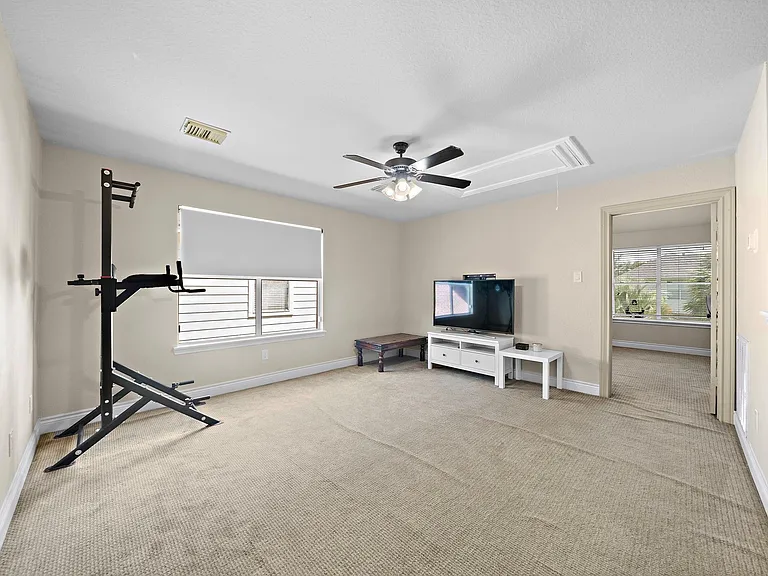 22634 Cascade Springs Dr — Photo 29