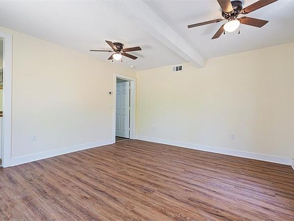 3rd image of 5 Kingshighway