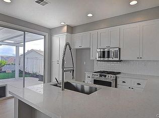 38 Parterre Ave, Foothill Ranch, CA 92610