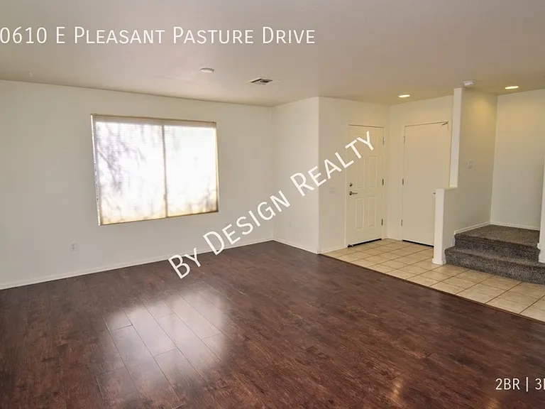 10610 E Pleasant Pasture Dr — Photo 6