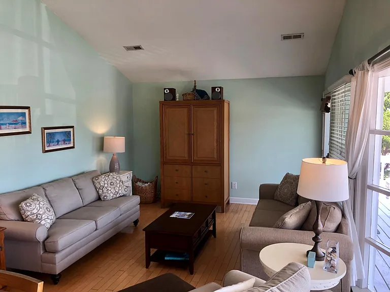 111 Parmele Blvd — Photo 10