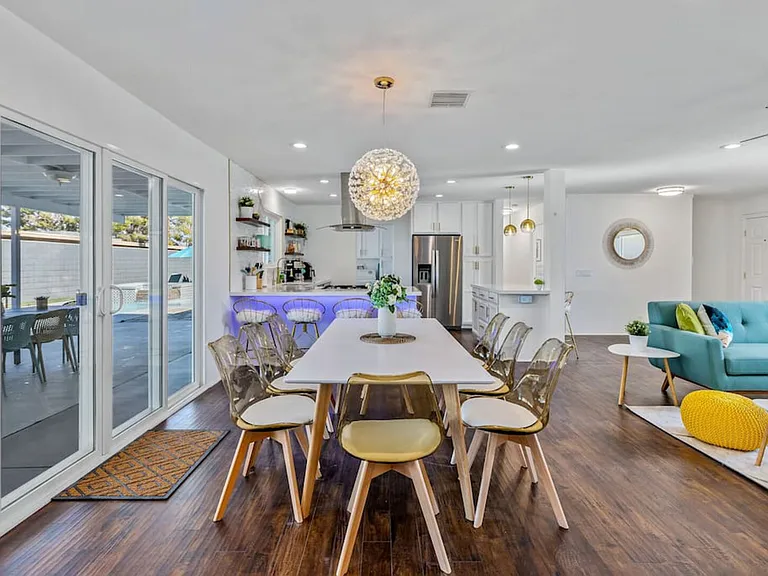 N Buttonwillow Cir — Photo 4