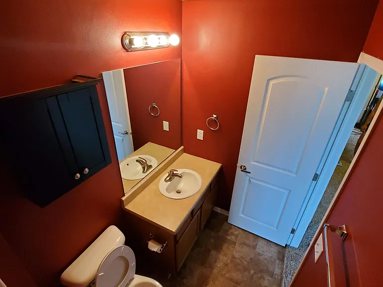 Master Ensuite Bath