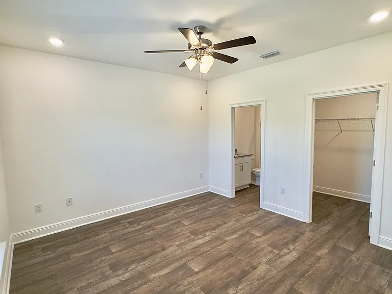 32415 Revere Dr — Photo 10