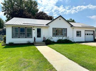 101 W Broadway, Ossian, IA 52161