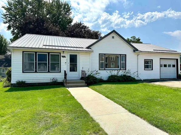 101 W Broadway, Ossian, IA 52161