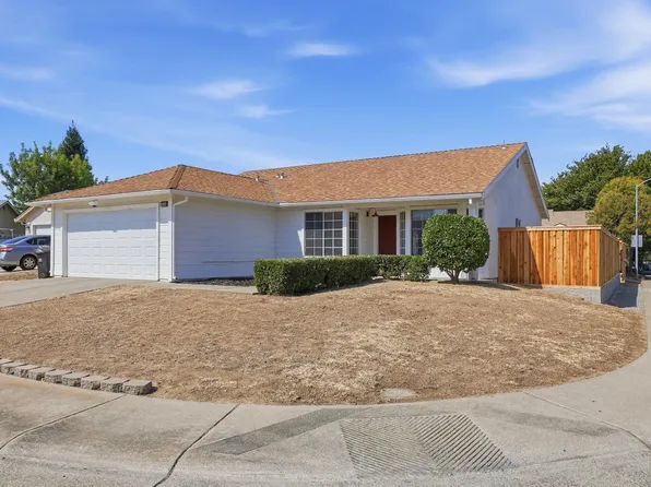 8300 Elk Point Ct, Sacramento, CA 95828