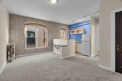 606 E 15th St #5 Photo 1