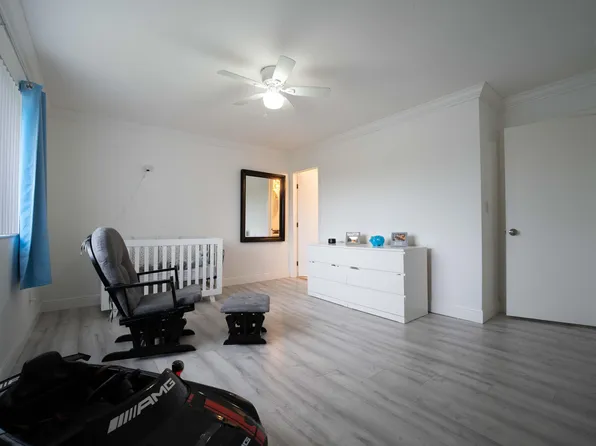 3402 Poolside Drive #2, Greenacres, FL 33463