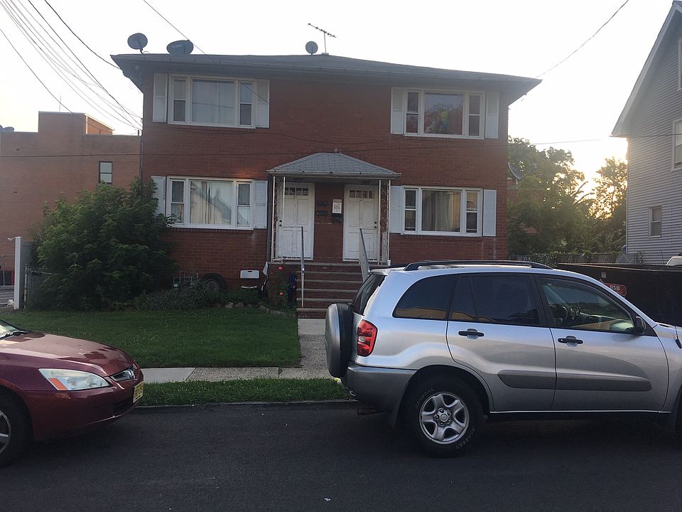 2nd image of 21 Hayes Ave
