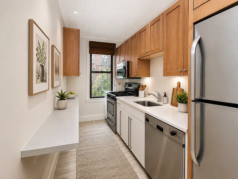 236 Elizabeth St #3 — Photo 3