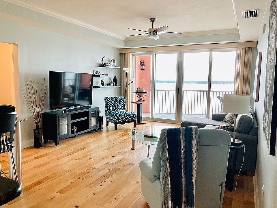 1st image of 2745 1st St APT 902