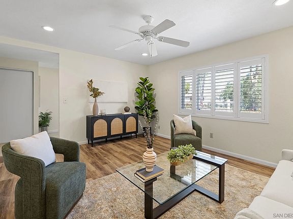 5th image of 9152 Lakeview Rd