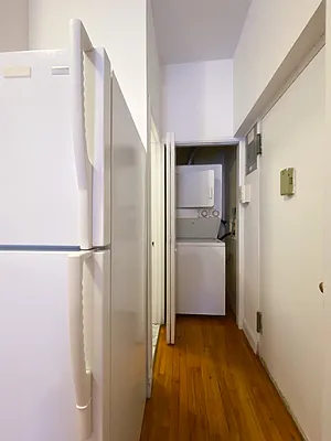 Rented by Compass | media 14