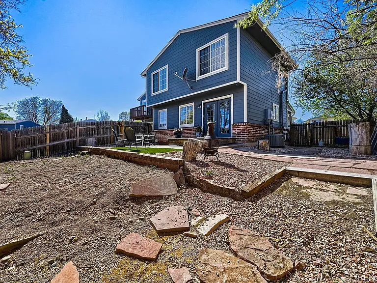 12704 Forest St — Photo 19