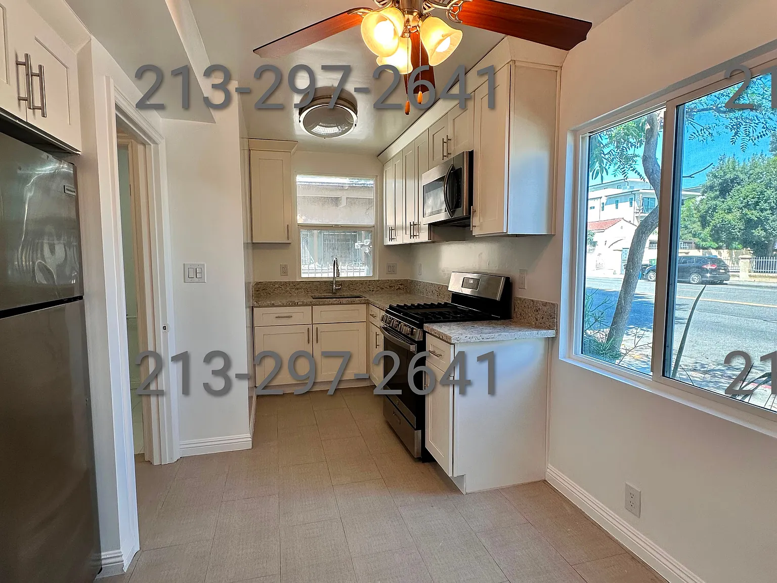 7260 Fountain Ave — Photo 3