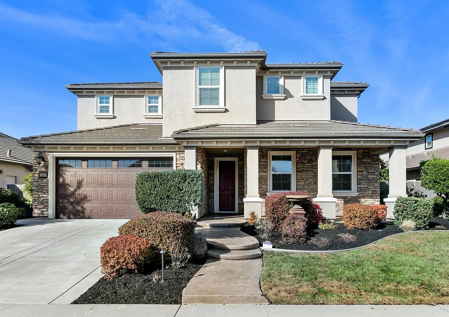 1056 Porthill Ln photo 1