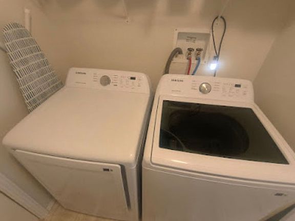 5th image of 9337-9339 Montemar Dr #9337