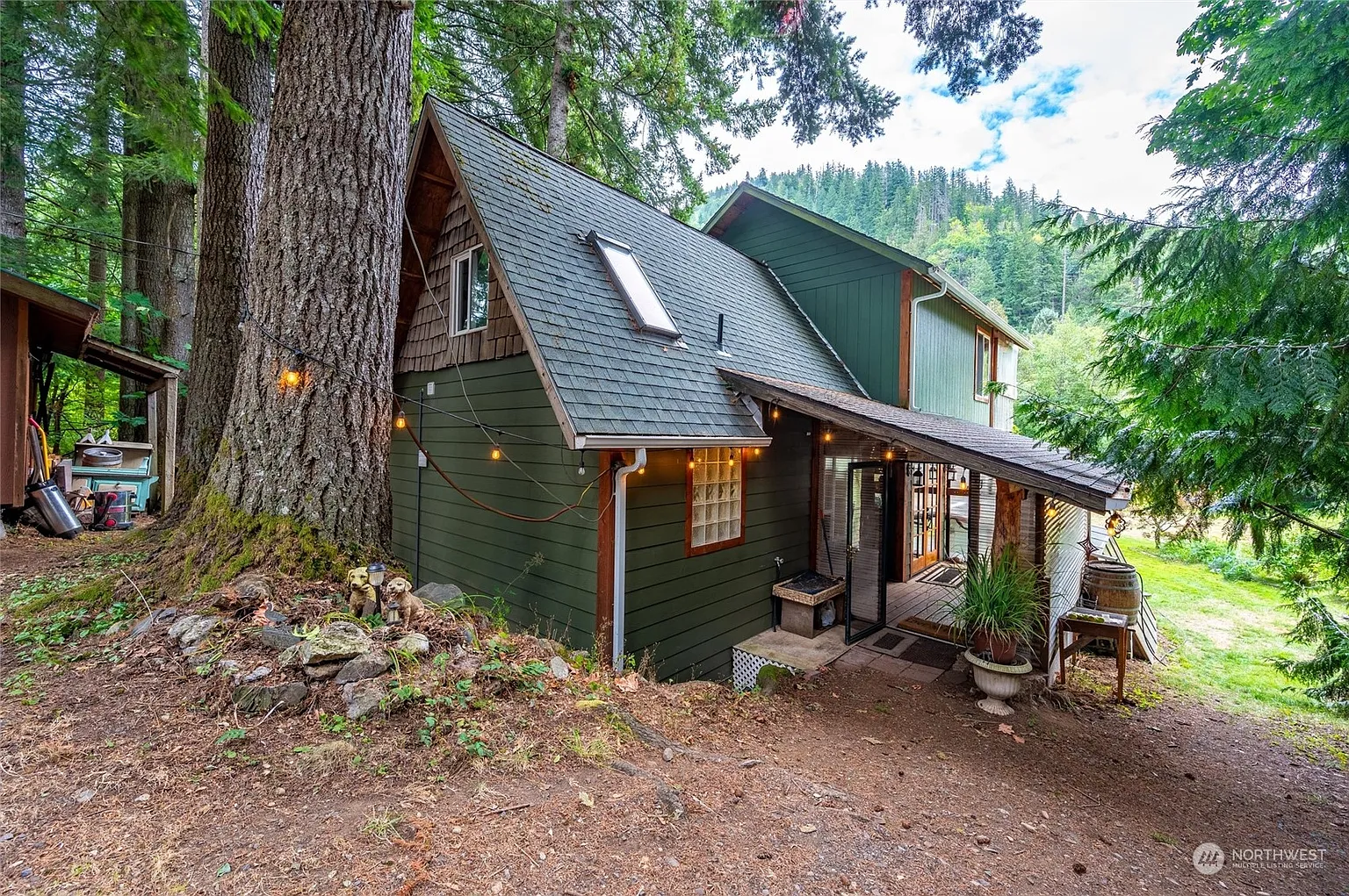 6381 Overland Trail photo 1
