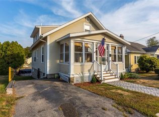 25 Wendell St, Riverside, RI 02915
