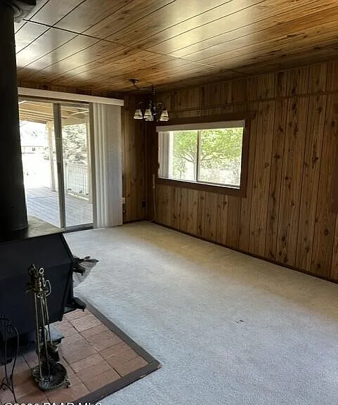 887 N Cochise Dr — Photo 4