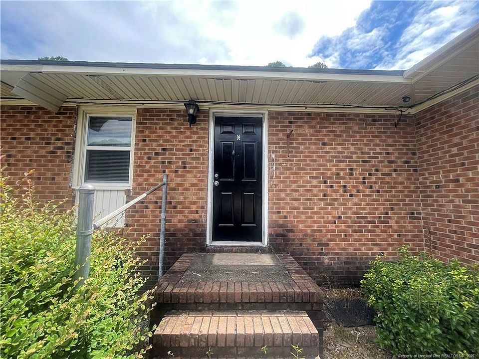 1st image of 4956 Fieldcrest Dr APT D