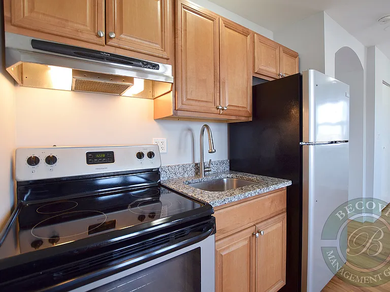 The Greenview — Photo 92
