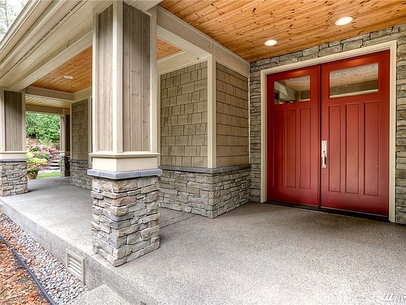 3rd image of 302 118th Avenue Ct E