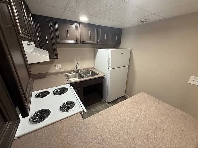 Continent French Quarter Apt — Photo 20