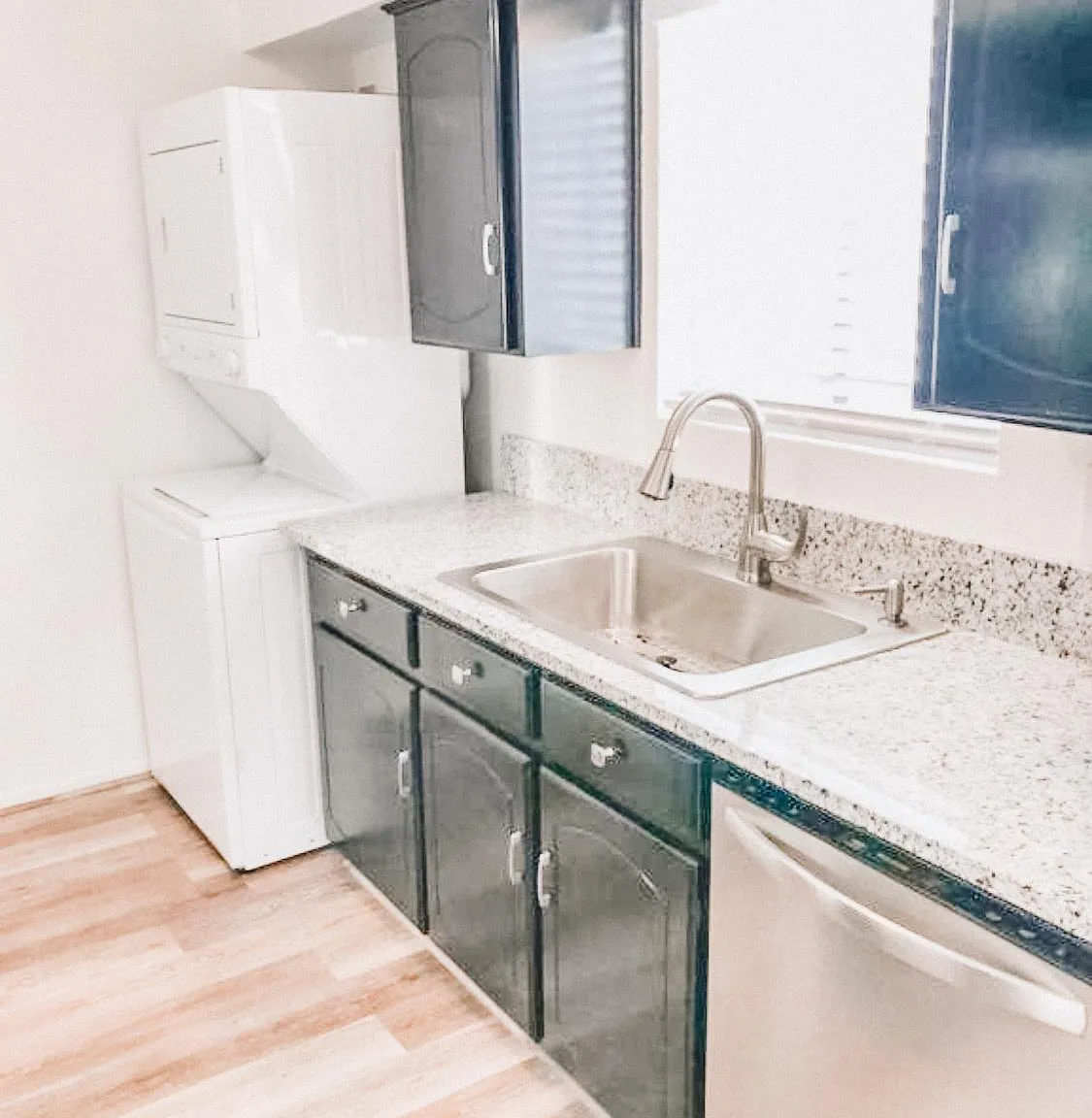 2 bed, 837 sqft, $1,050 — Photo 3