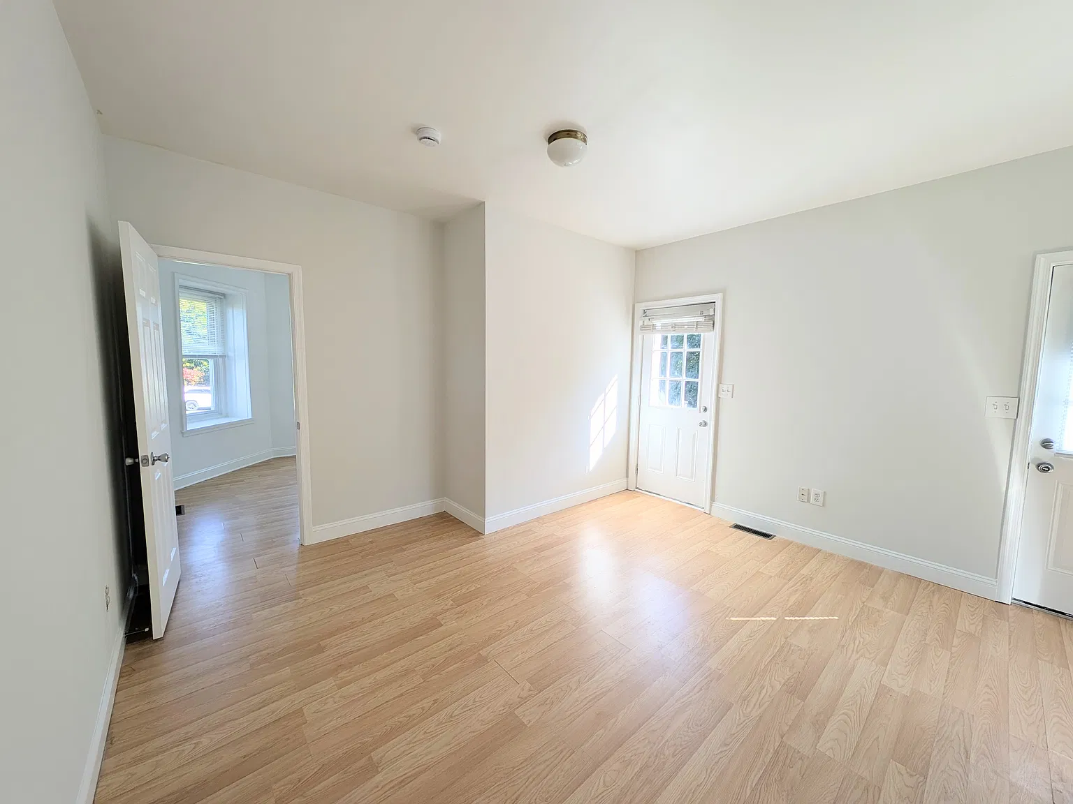 1 bed, $1,390 — Photo 3