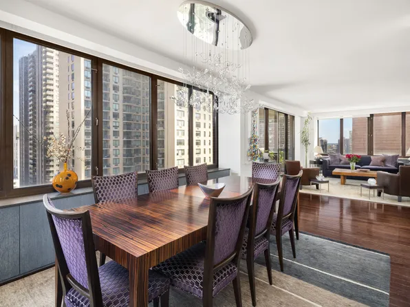 422 East 72nd Street image 2 of 18