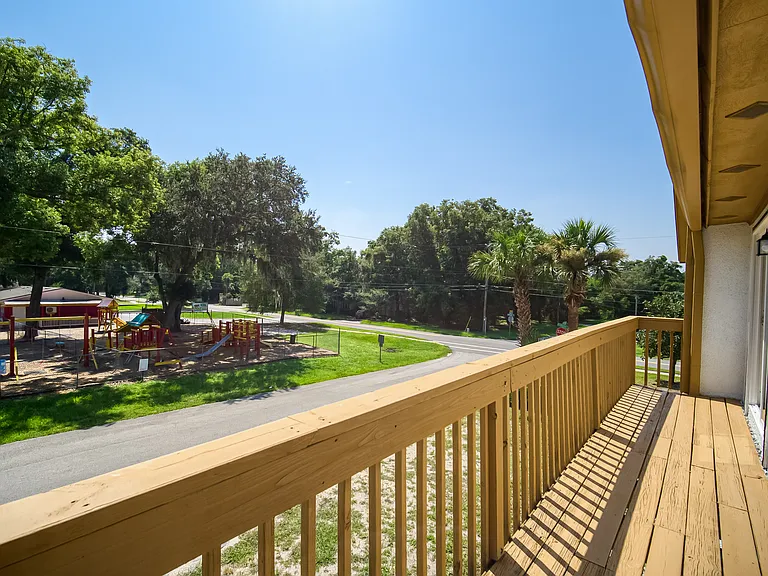 1304 E Magnolia Cir #1306 — Photo 34