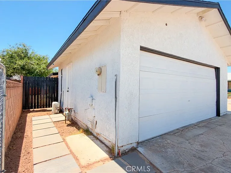 45007 Logue Ct — Photo 32