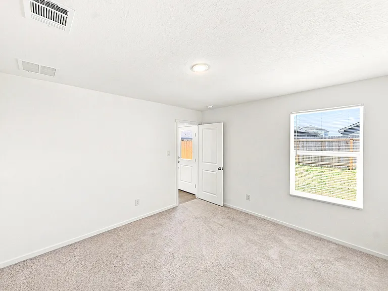 233 Pastar Fls — Photo 19