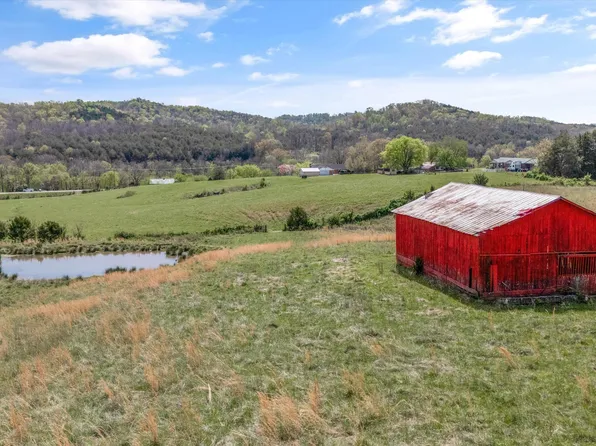 2783 Rutledge Pike, Blaine, TN 37709