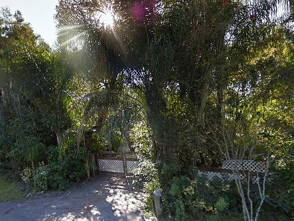 3rd image of 3242-3292 SW 44th St