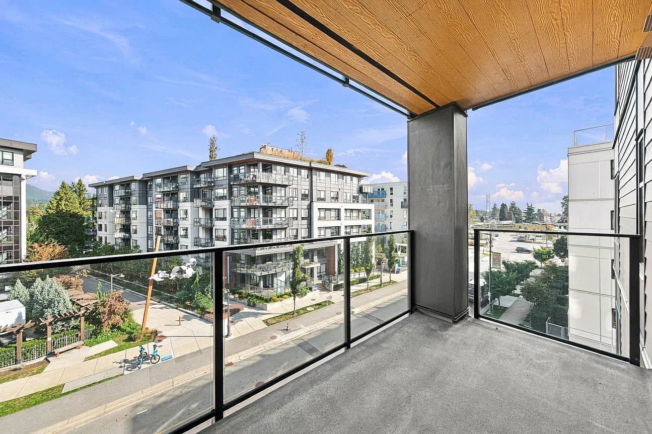 2 bed, 837 sqft, $3,350 — Photo 1