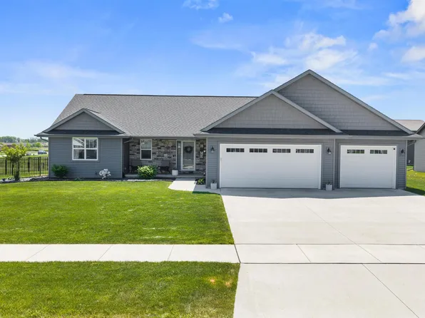 2532 Kilrush Rd, De Pere, WI 54115