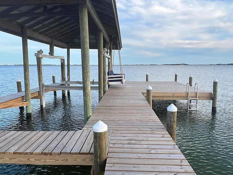 2036 Pritchard Point Dr — Photo 32