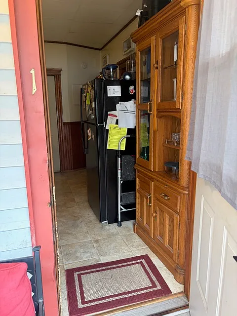 3 bed, 650 sqft, $1,750 — Photo 3
