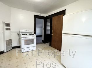 2222A W Finn Pl, Milwaukee, WI 53206