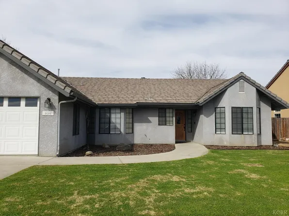 656 E Spring Ln, Lemoore, CA 93245