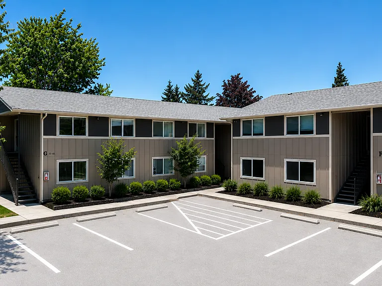 Fountain Court Apartments — Photo 7