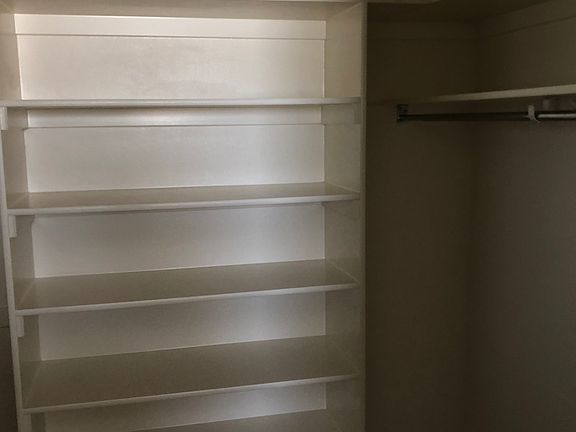 2nd image of 3898 Brighton Cir