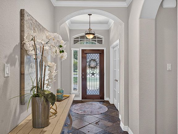 5th image of 514 Oak Ridge Grove Cir