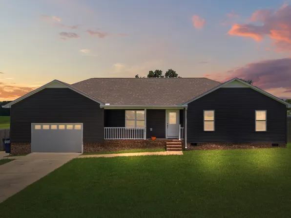 450 N Point Dr, Summertown, TN 38483